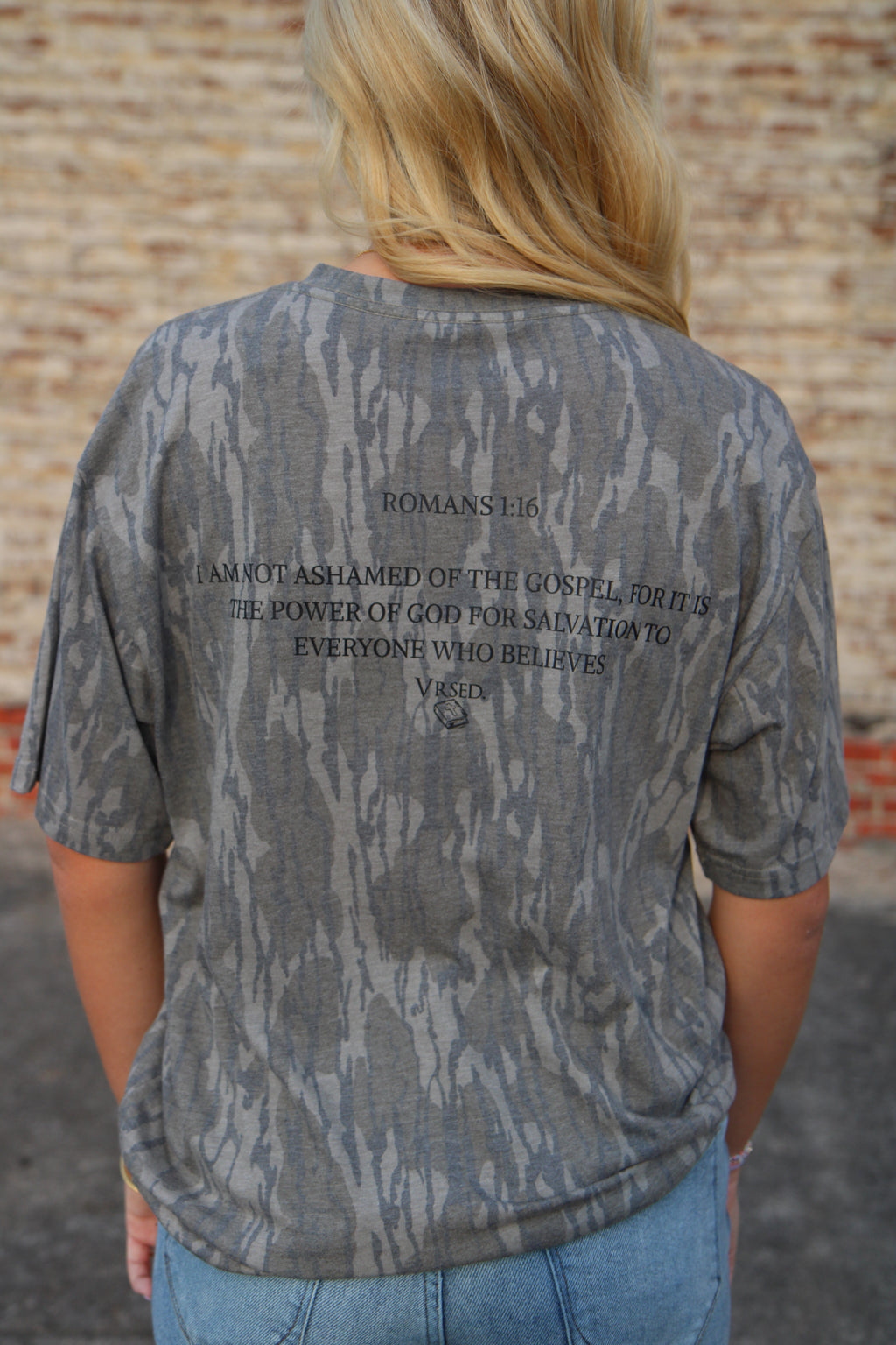 Luke 9:23/Romans 1:16 Bottomland Camo Tee